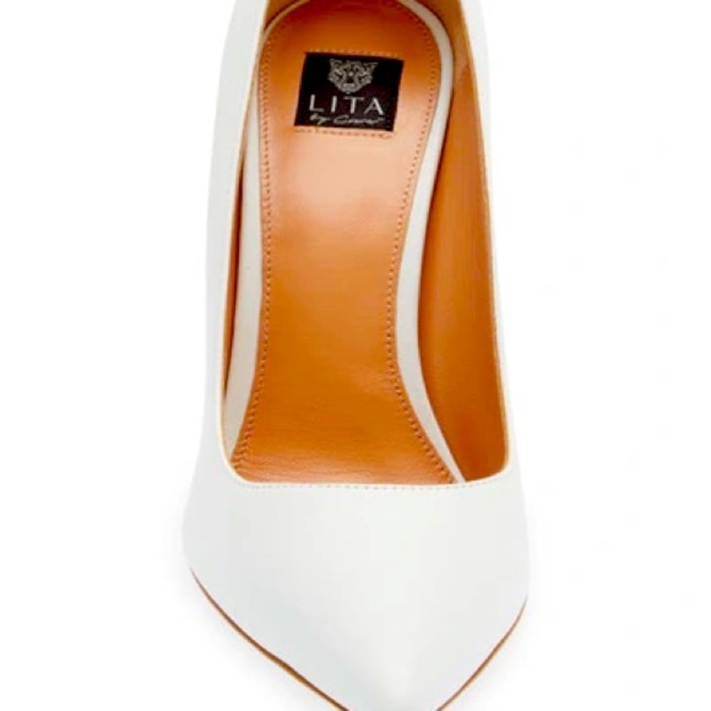 NIB LITA By Ciara White Pumps